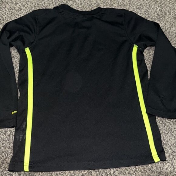 Nike - Black and Neon Green - Long Sleeve - S - Picture 5 of 6
